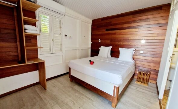 Chambre Double - Vue Jardin Chambre Double - Vue Jardin