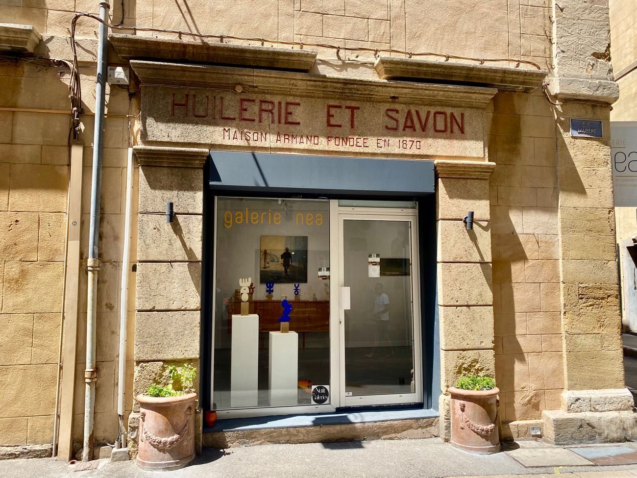 Galerie nea, your new contemporary art gallery in Aix-en-provence launches its e-commerce site